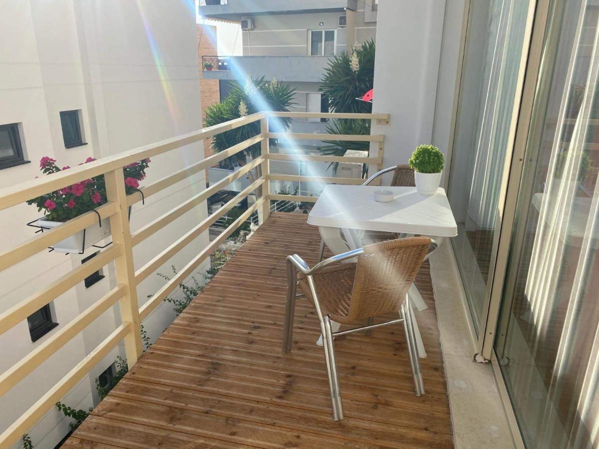 Apartamente Berti'S Garden Sarandë Exterior foto