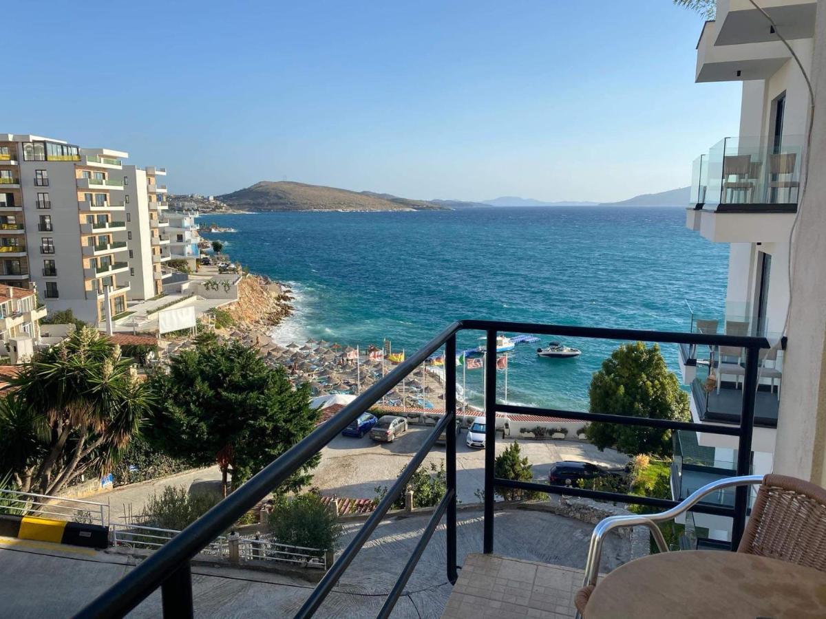 Apartamente Berti'S Garden Sarandë Exterior foto