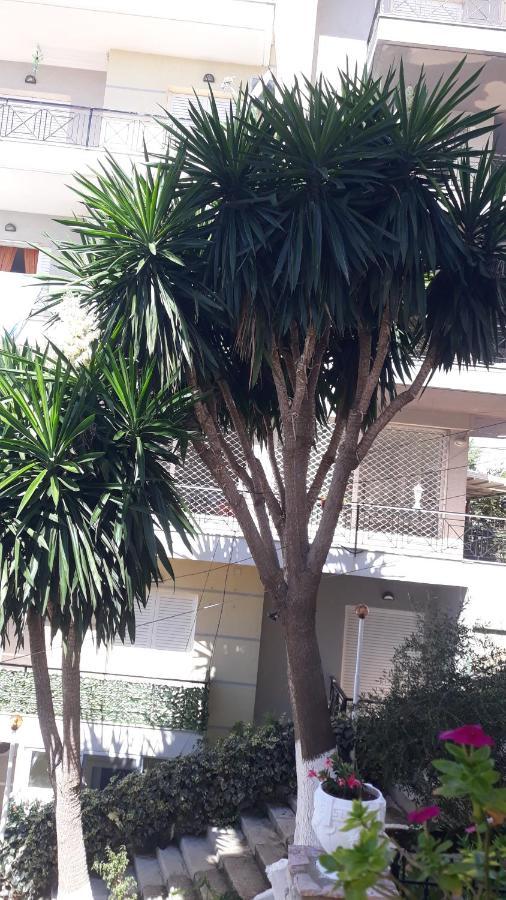 Apartamente Berti'S Garden Sarandë Exterior foto
